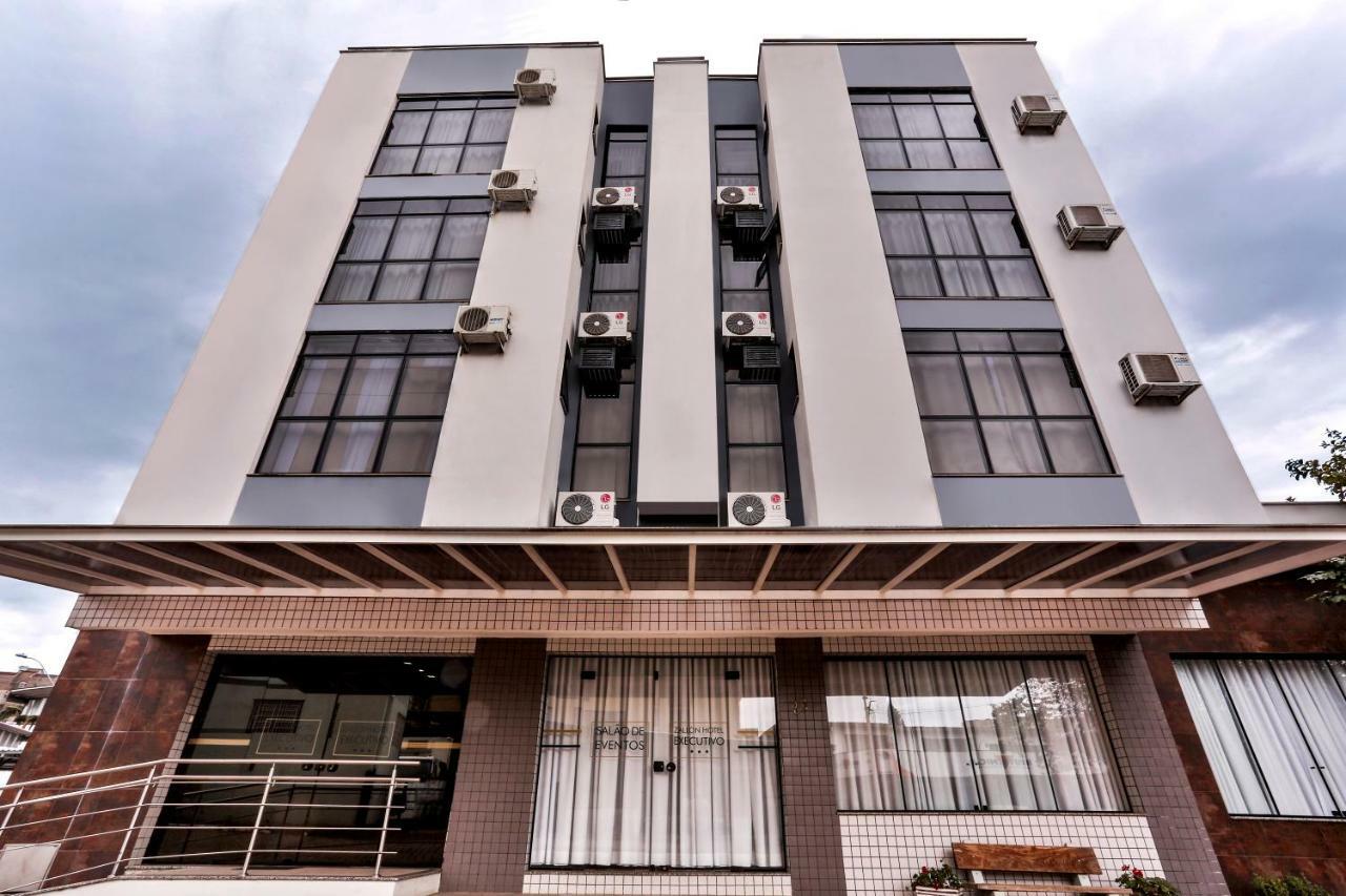 Zallon Hotel Executivo Lajeado  Kültér fotó